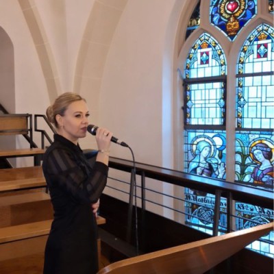 Eventsängerin<br>Agathe Penger